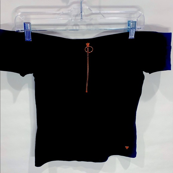Guess black off the shoulder half zip pullover Crop top - Picture 3 of 8